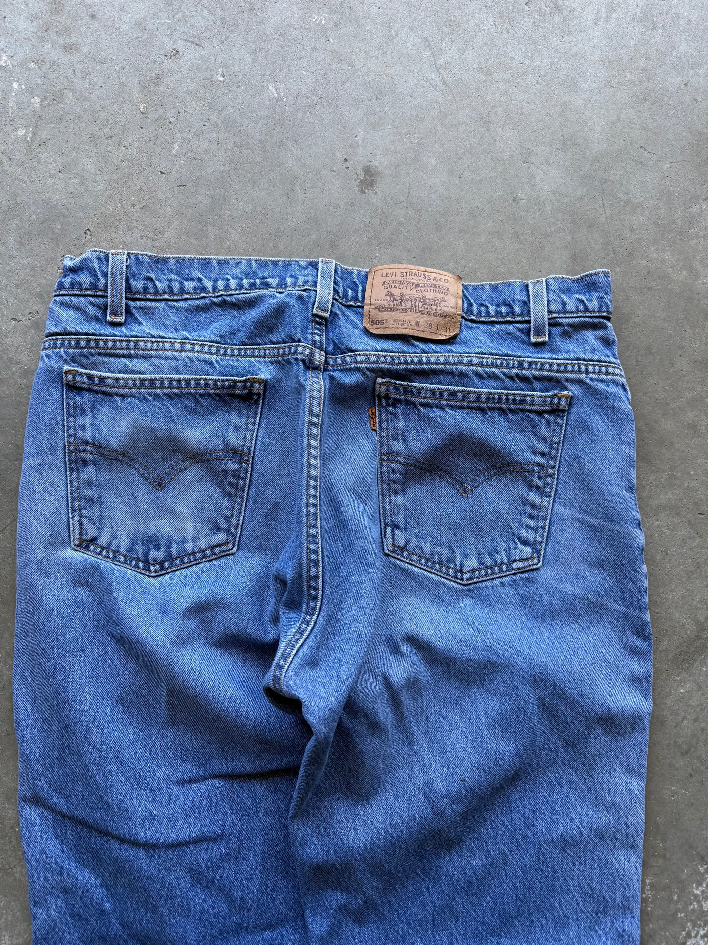 Vintage Levi’s 505 Orange Tabs - 38x31