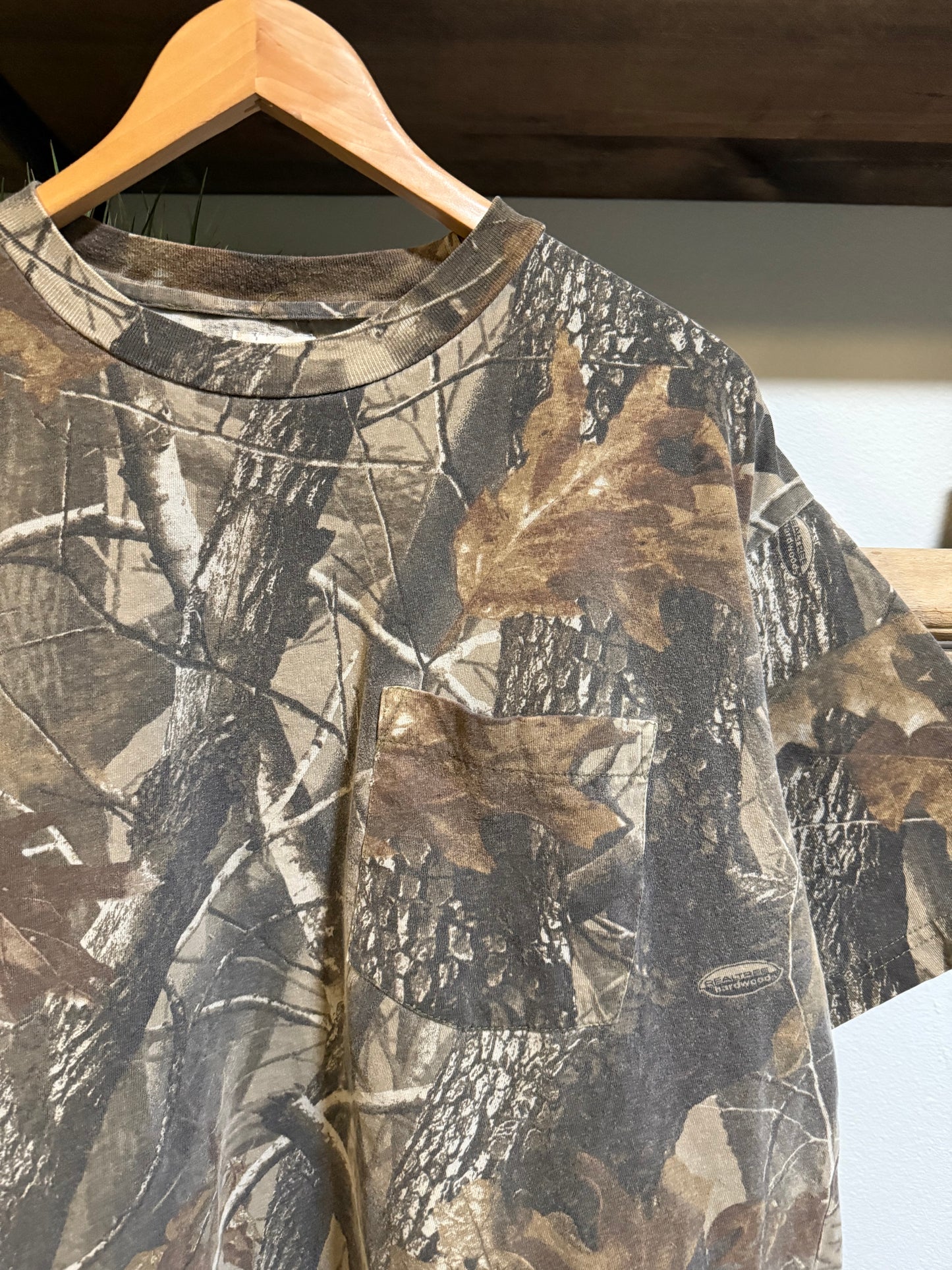 Vtg Y2K Wrangler Camo Tee - XL
