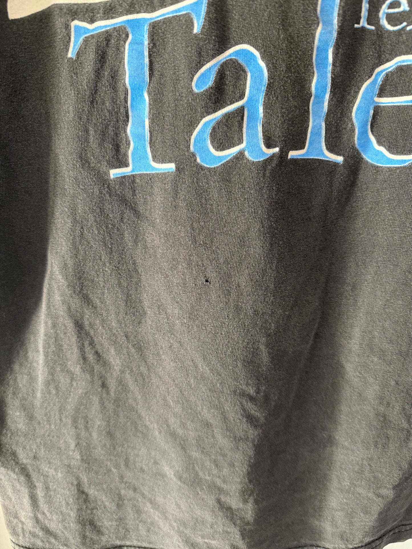 Vintage Disneyland Pirates of The Caribbean Dead Men Tell No Tales Tee - S/M