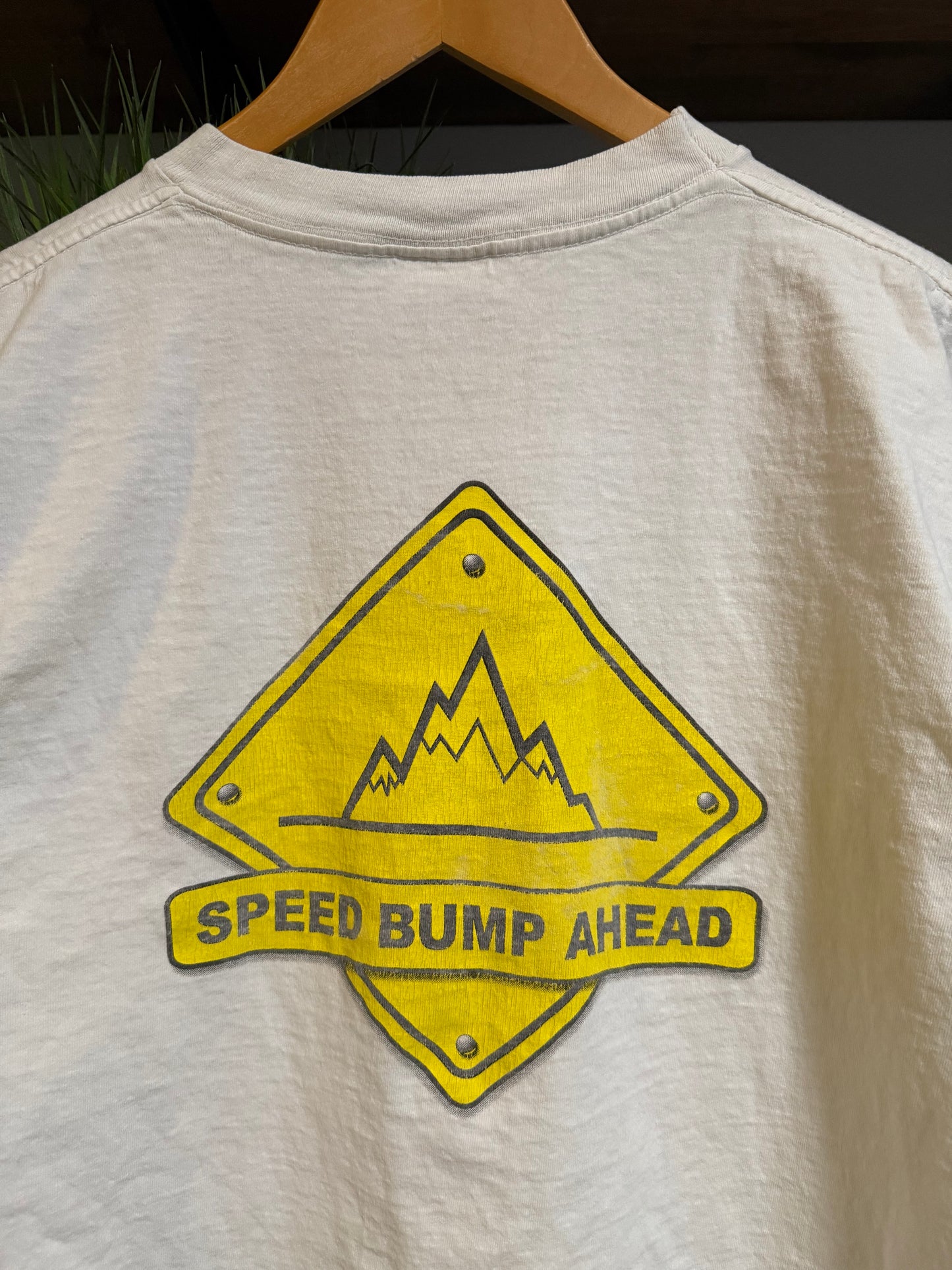 Vtg Jeep “Speed bump ahead” tee - L