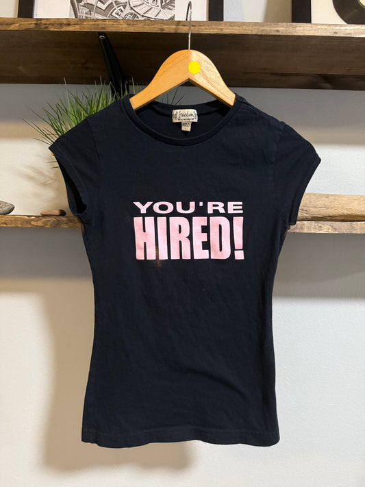 Y2K Wmns “You’re hired” baby tee - L