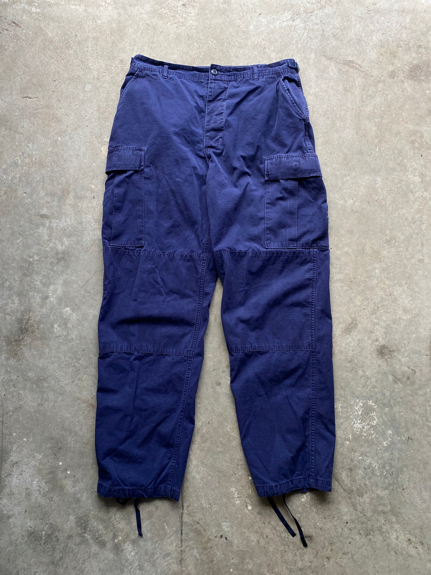 31-35 Vintage Cargo Pants