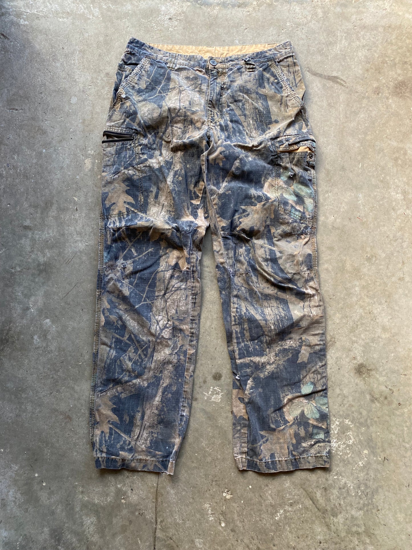 36x34 Camo Pants